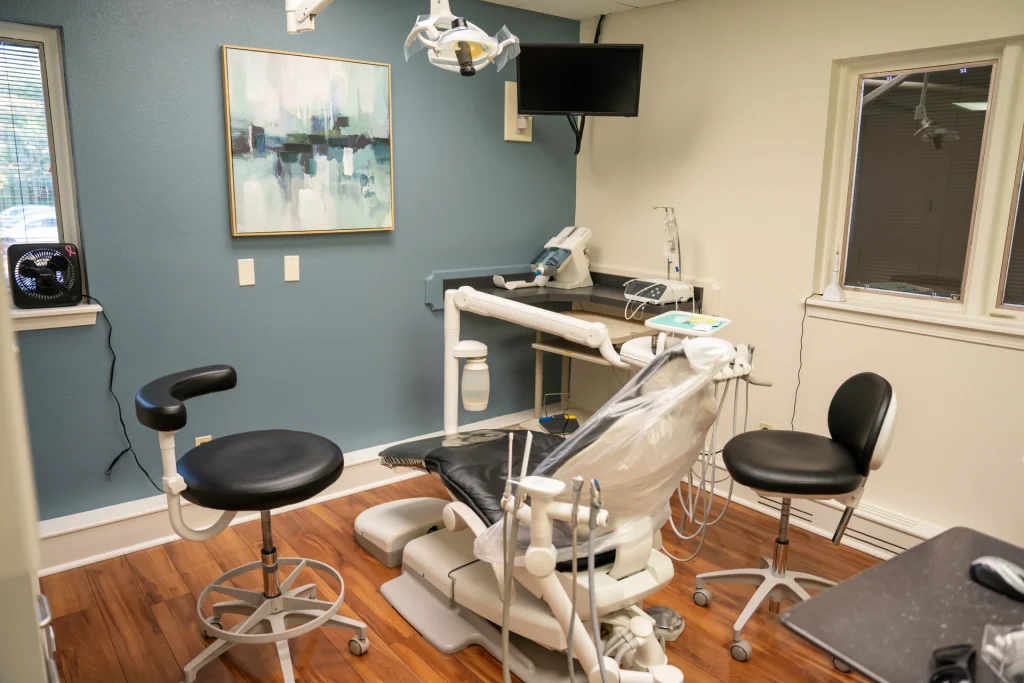 Private dental treatment room at Rosehill Dentistry | Locally-owned dentist in Lenexa, KS